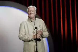 El Kursaal corona la mirada lliure de Werner Herzog