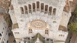 El tresor modernista de Sóller surt a la llum com mai abans