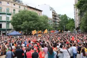 Torna el Treu la Llengua per reivindicar l'oci en català